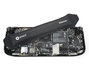 Steam Deck OLED Heat Sink Sticker Removal